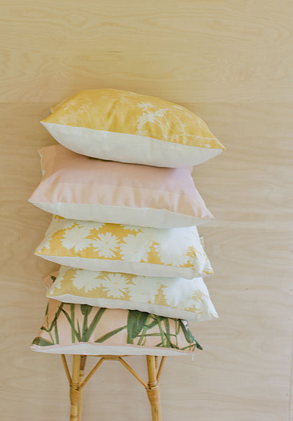 Kesäheinä -tyynynpäällinen, roosa
